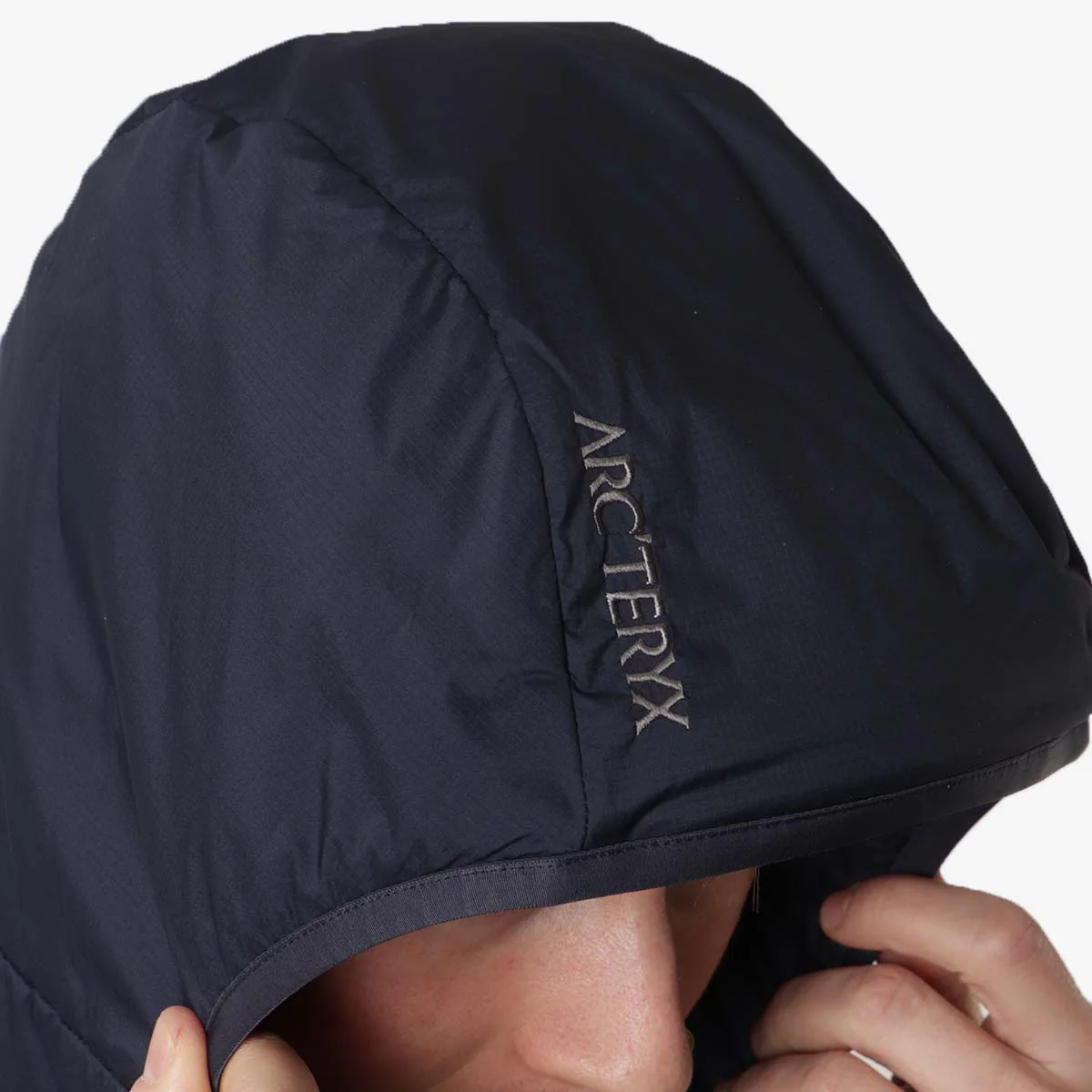 Arc'teryx Atom Hoodie - Image 4