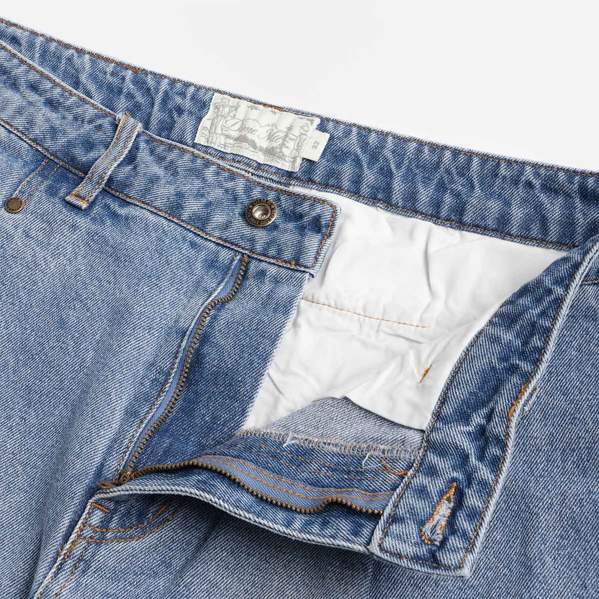 Dime Pleated Denim Shorts - Image 4