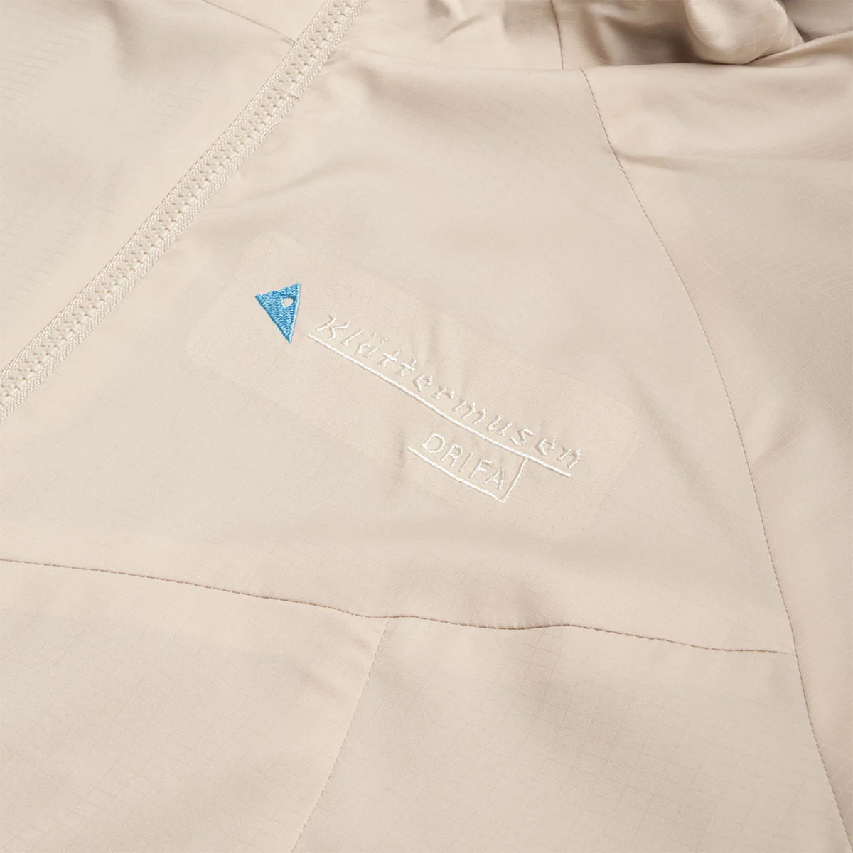 Klattermusen Drifa Hood Jacket - Image 2