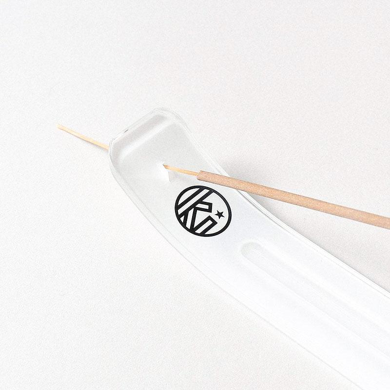 Kuumba Acrylic Tray Holder - Image 3