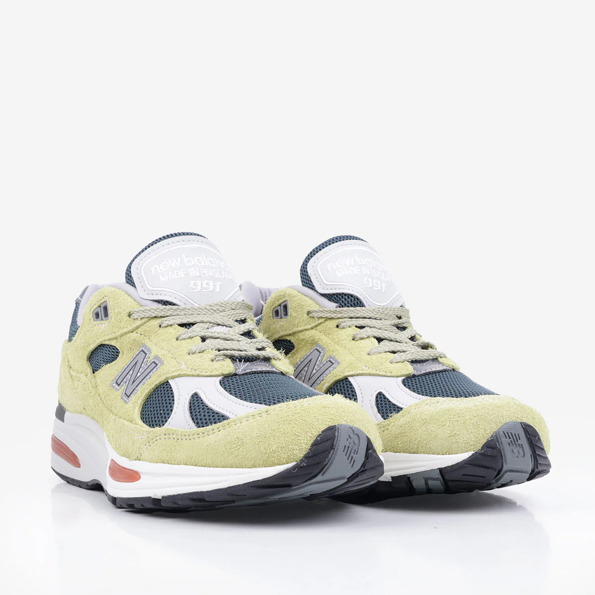 New Balance Made in UK 991v2 Grape Sorbet Shoes - Image 2