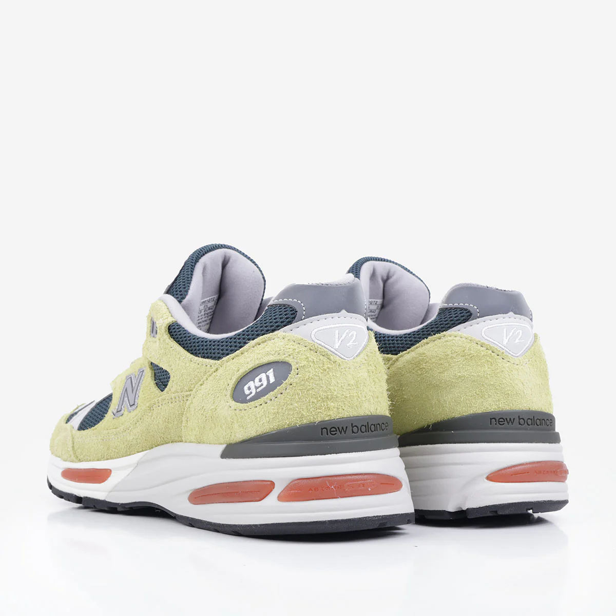 New Balance Made in UK 991v2 Grape Sorbet Shoes - Image 3