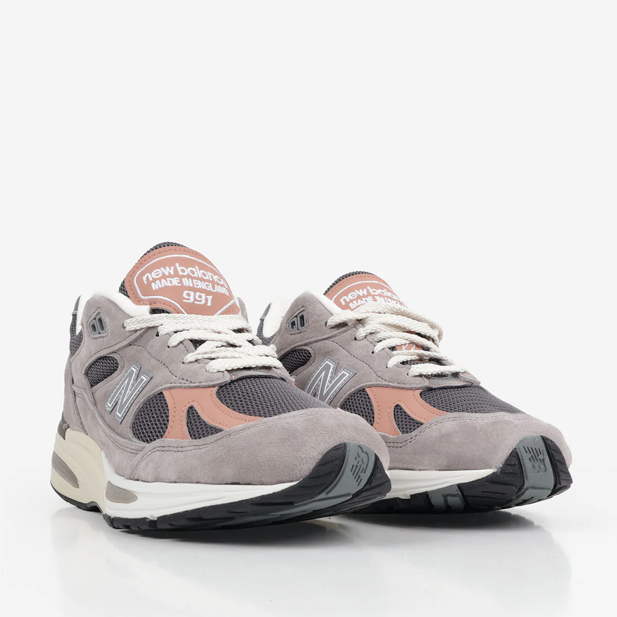 New Balance Made In UK 991v2 Shoes - Image 2