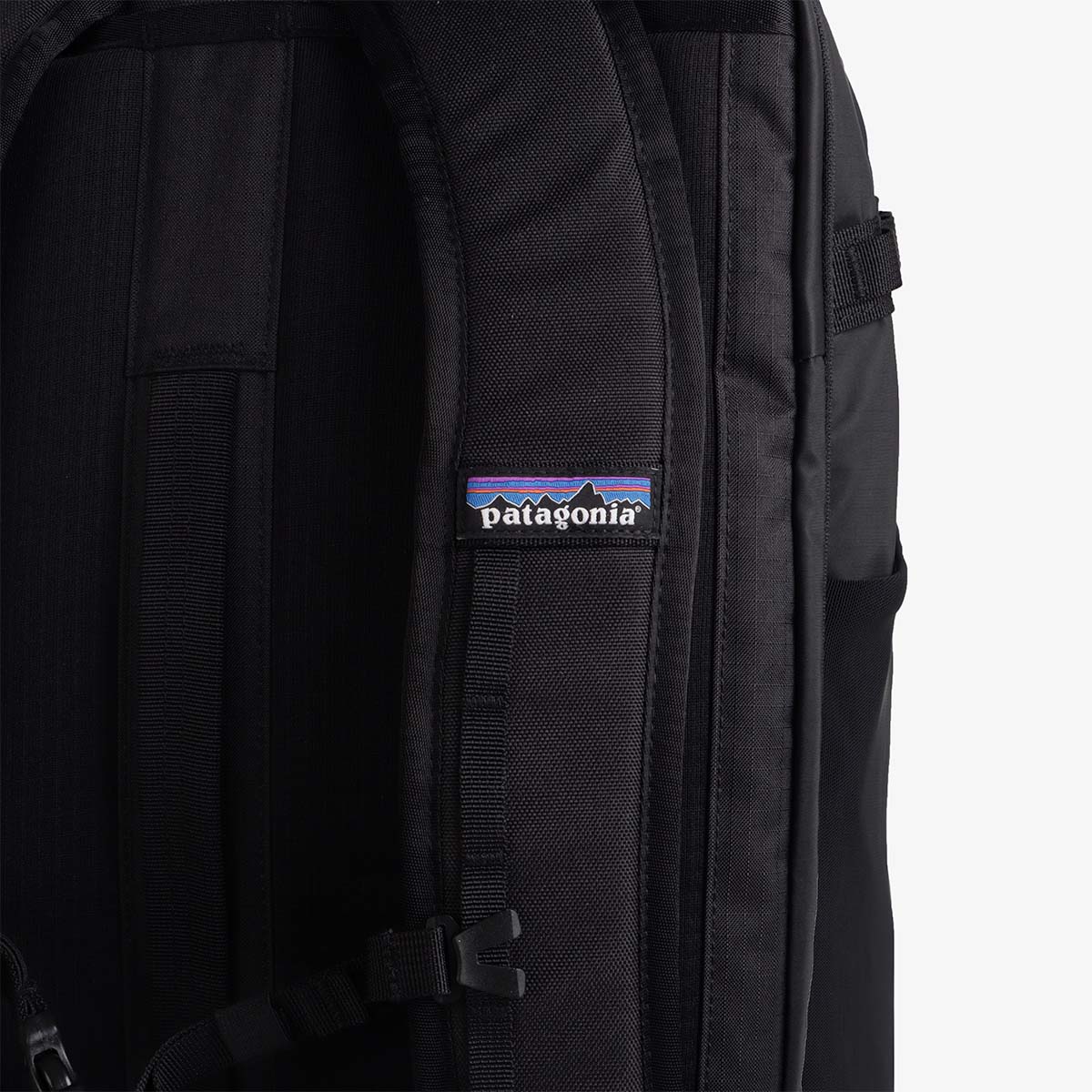 Patagonia Black Hole Mini MLC Bag 30L - Image 4
