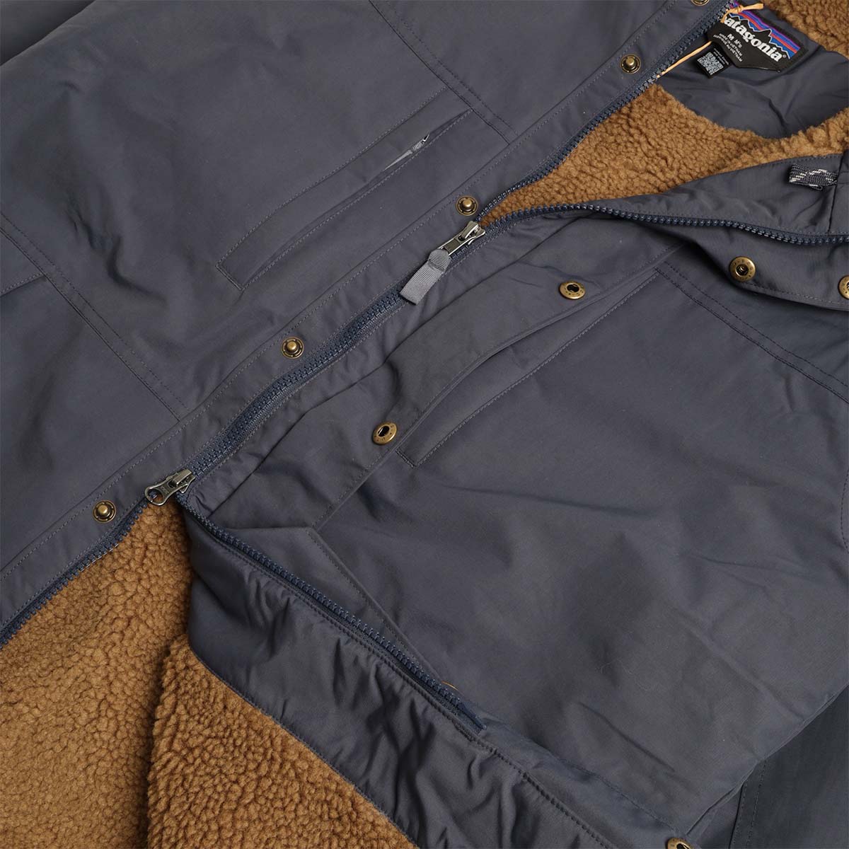 Patagonia Isthmus Parka Jacket - Image 4