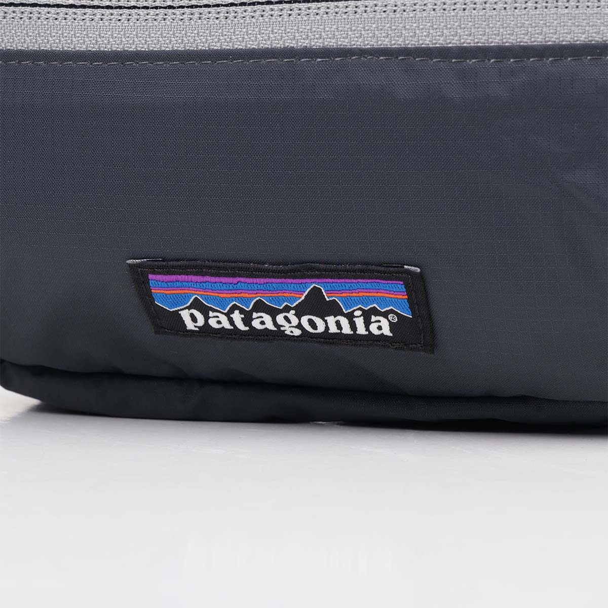 Patagonia Terravia Mini Hip Pack 1L - Image 2