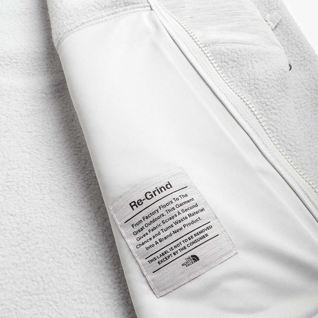 The North Face Regrind Denali Jacket - Image 4
